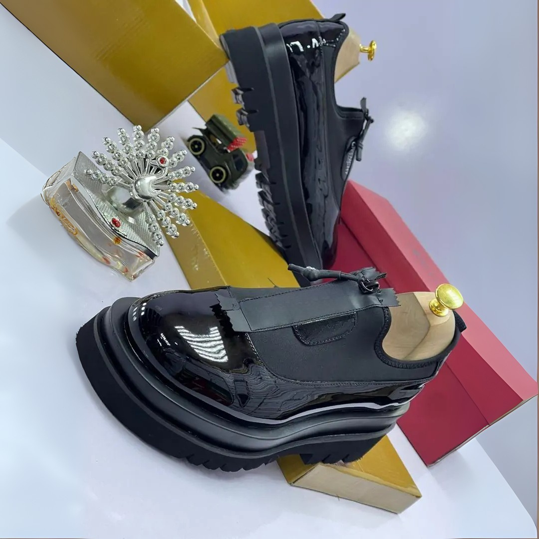 Zapatos casuales elegantes con ajuste de cierre para hombres