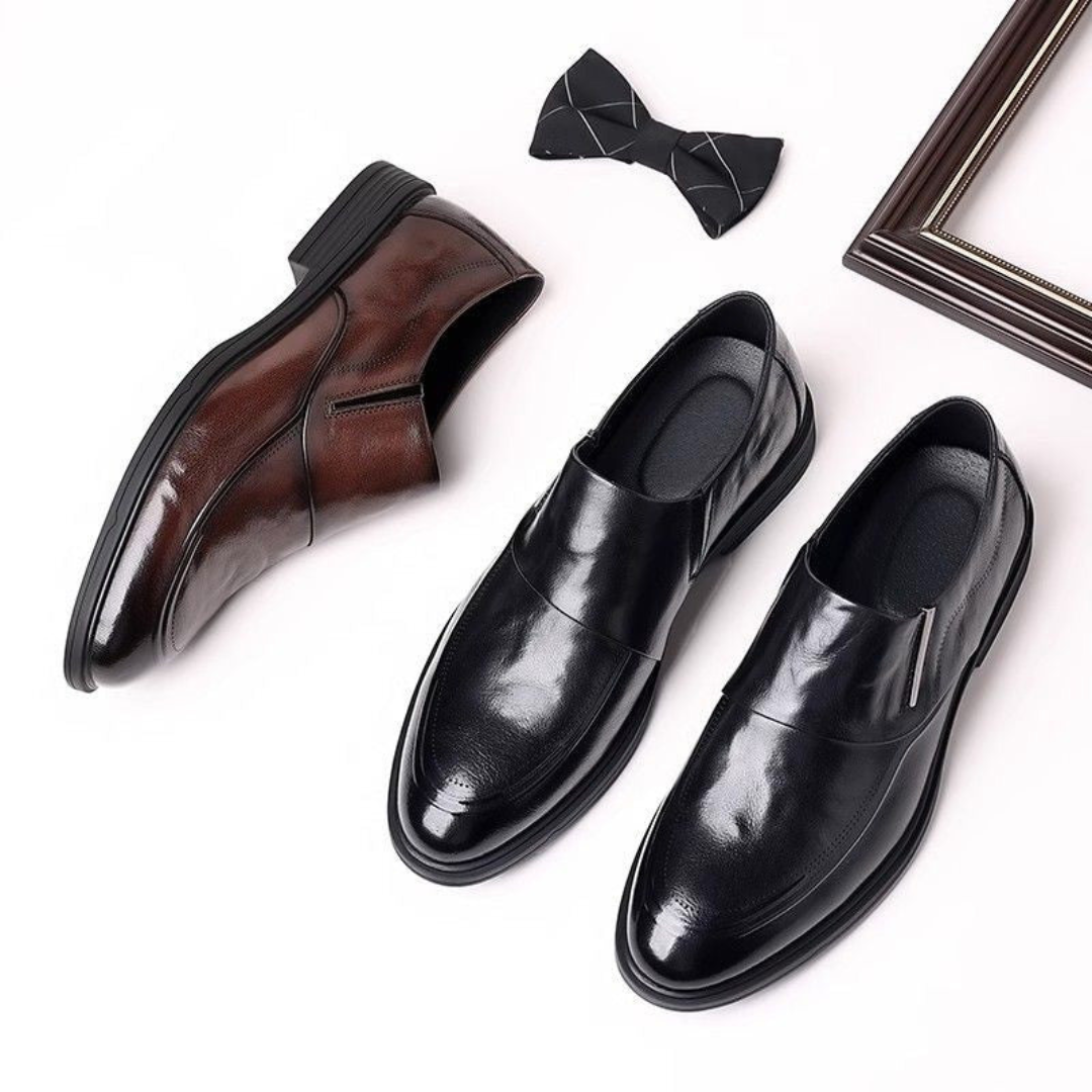 Zapatos de cuero de lujo hechos a mano para hombres.