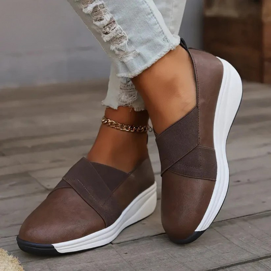 Zapatos ortopédicos con suela antideslizante