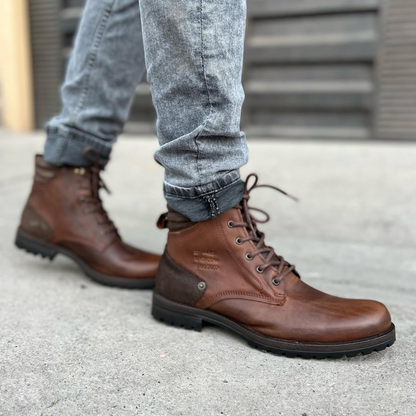 Botas vintage de cuero para hombre