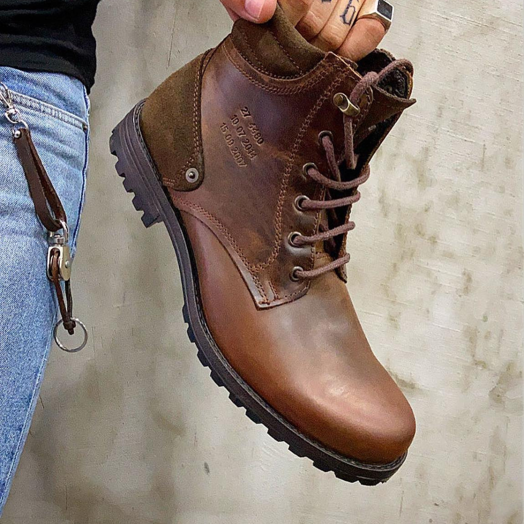 Botas vintage de cuero para hombre