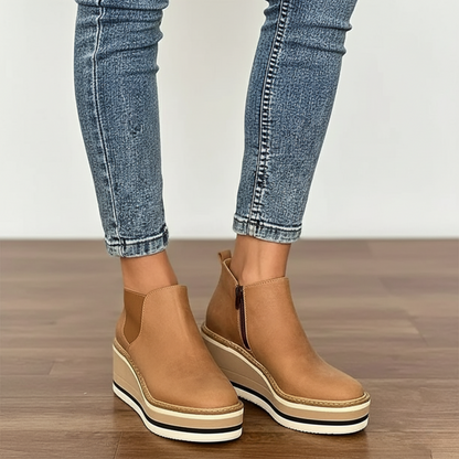 Botines con tacón de cuña y puntera redonda para mujer