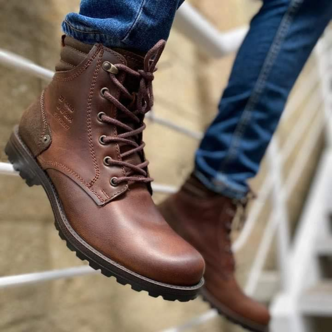 Botas vintage de cuero para hombre