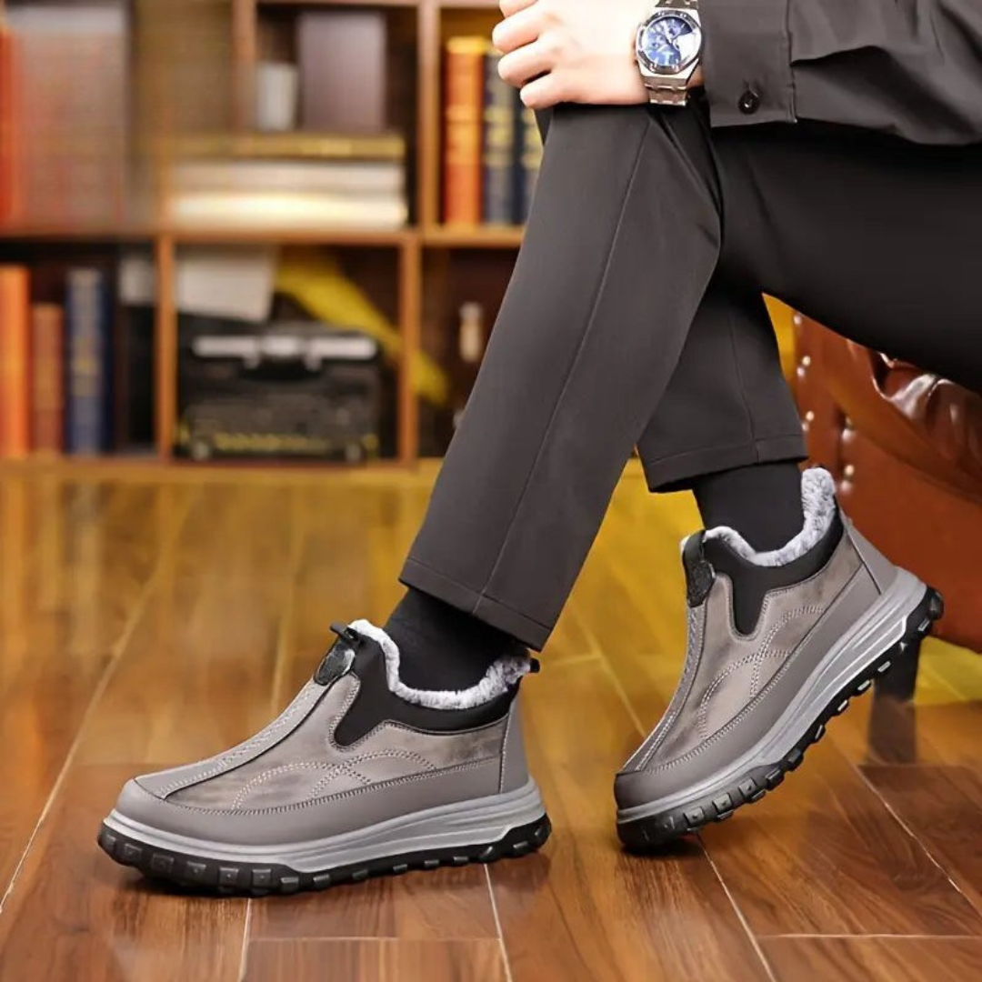 Botas de cuero con forro de lana para hombre