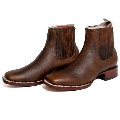 Elegantes botas de cuero para hombre