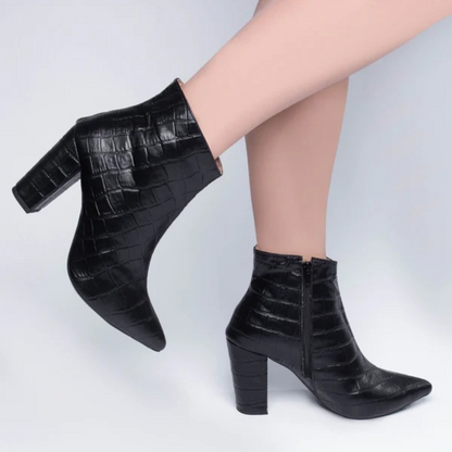 Botas de Cuero Texturizado con Punta Fina para Mujer